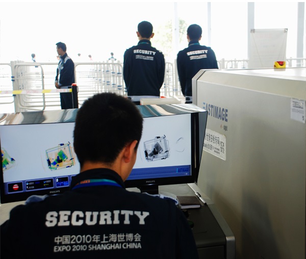 ¿Cómo elegir la correcta X-Ray escáneres de equipaje proveedores en China?